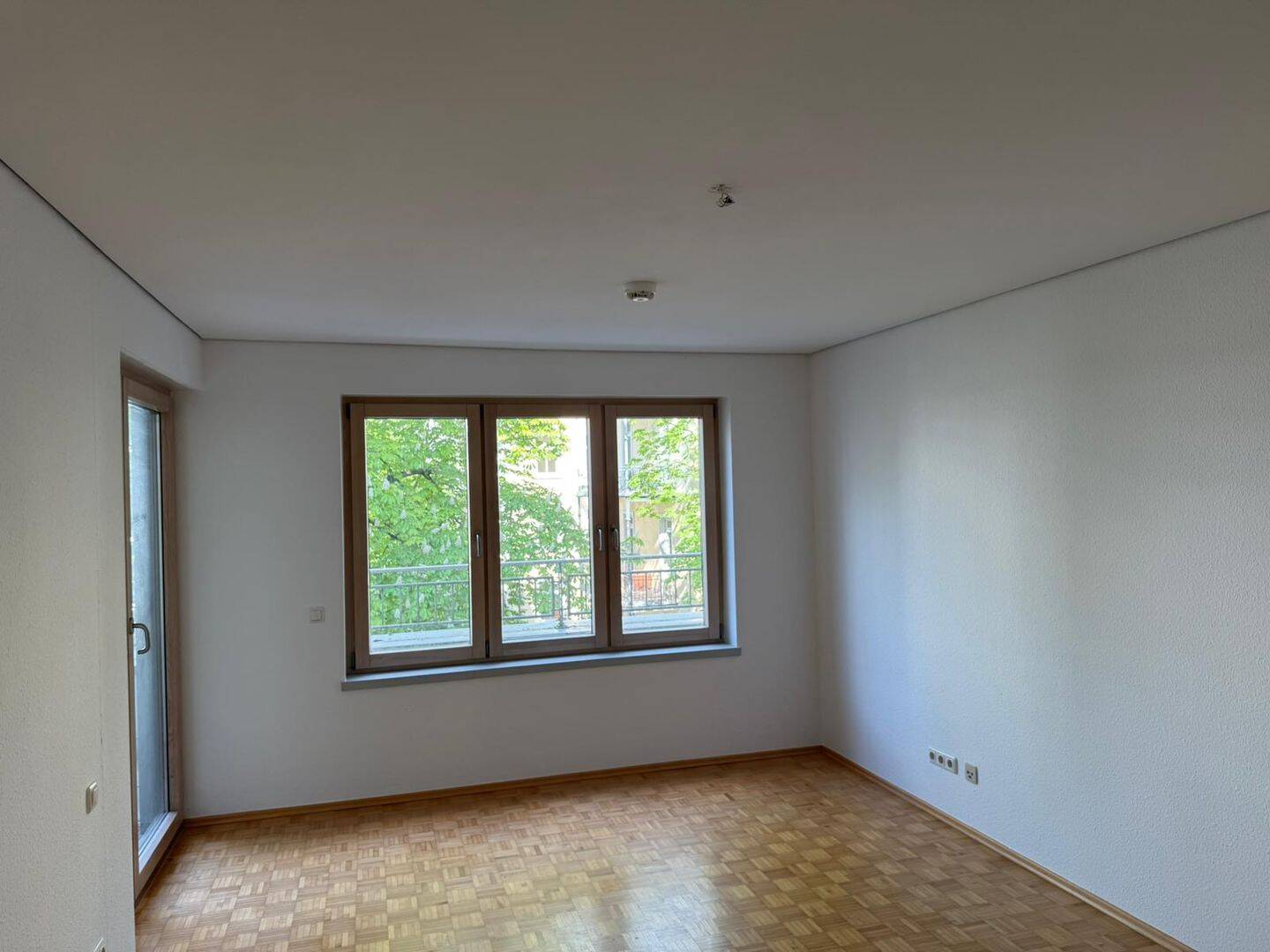 Großzügige 3-Zimmer-Wohnung mit Innenhofblick, 60329 Frankfurt am Main (Bahnhofsviertel Gallus Gutleutviertel Innenstadt)