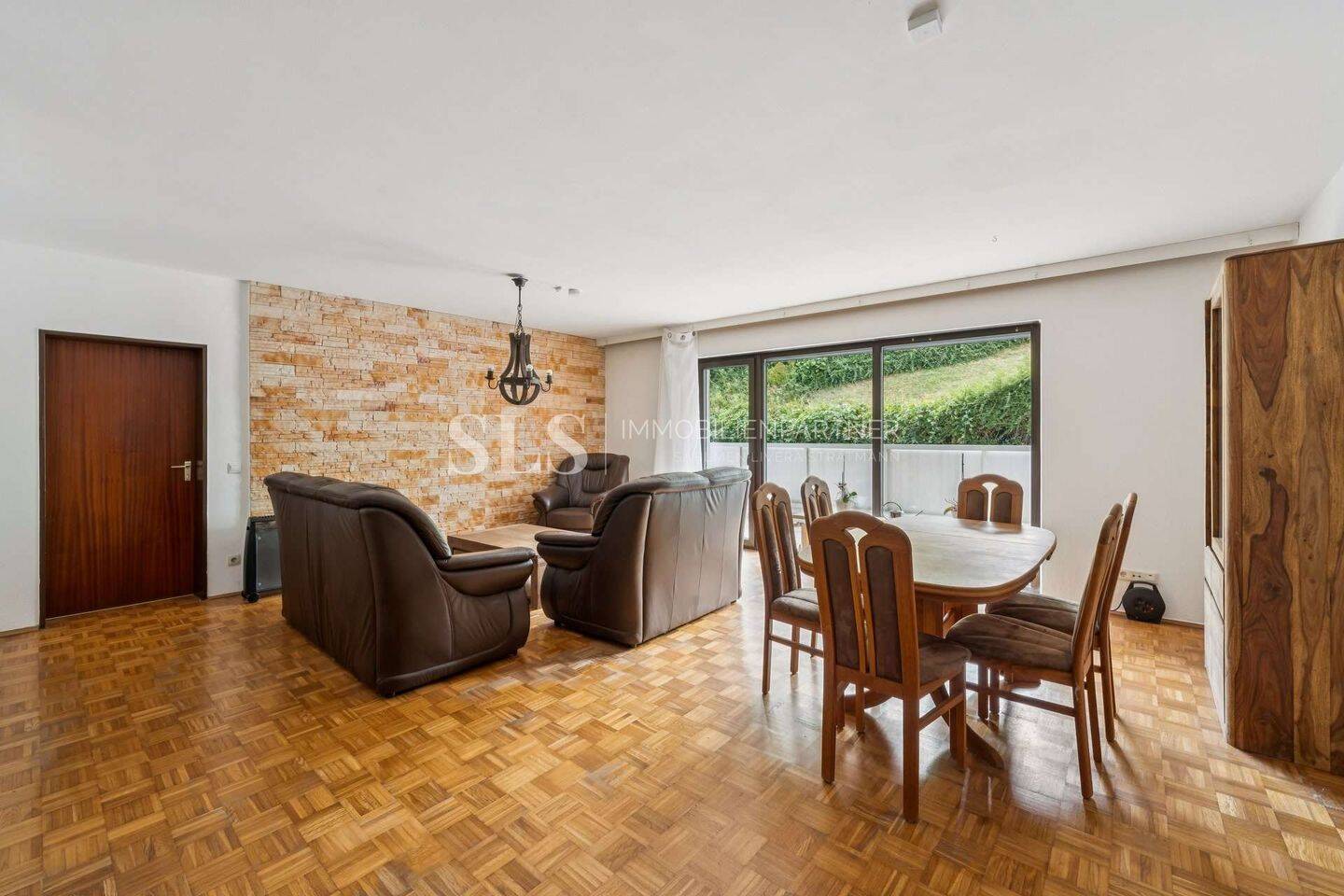 Barrierefreie 3-Zimmer-Wohnung mit großem Balkon und grünem Blick in Solingen-Wald, 42719 Solingen (Gräfrath Merscheid Solingen-Mitte Wald)