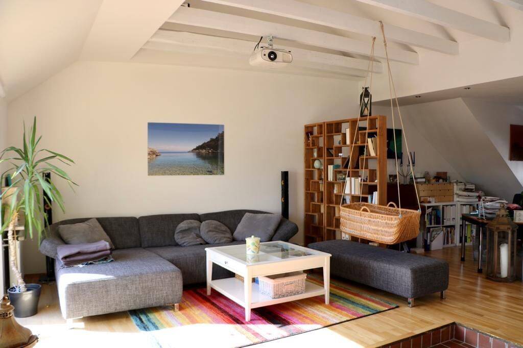 Viel Platz mit 3,5 Zimmern in Frankfurt Höchst, 65929 Frankfurt am Main (Höchst Schwanheim Unterliederbach)