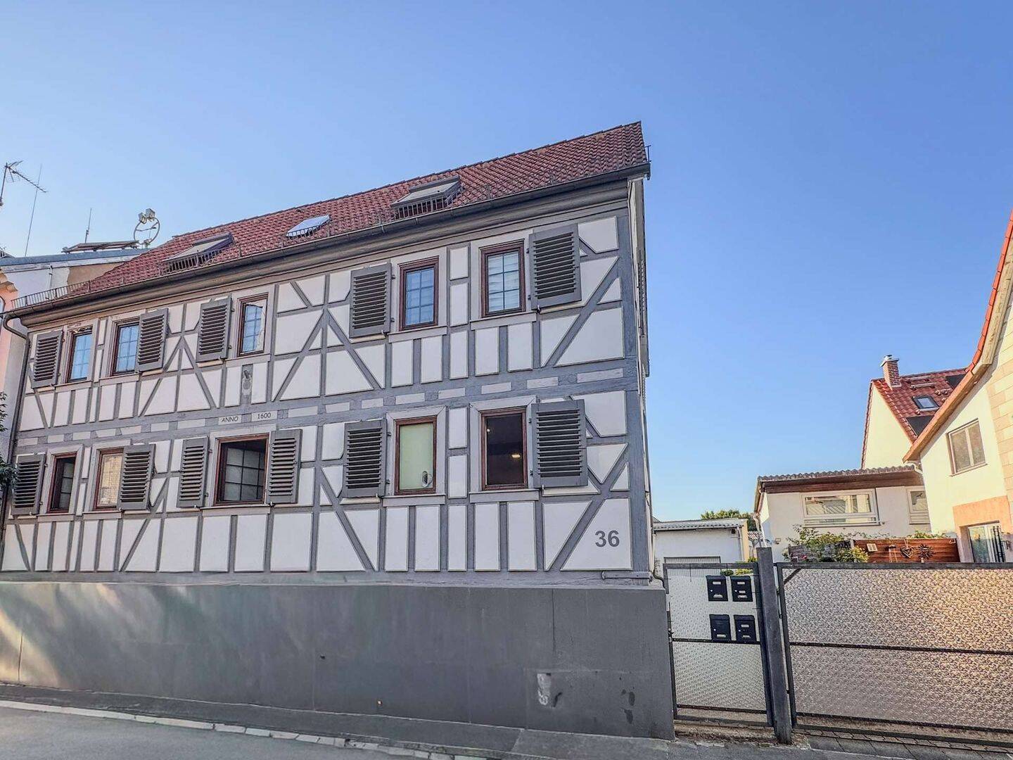 Charmante 2 Zimmer Wohnung im Herzen von Reinheim, 64354 Reinheim