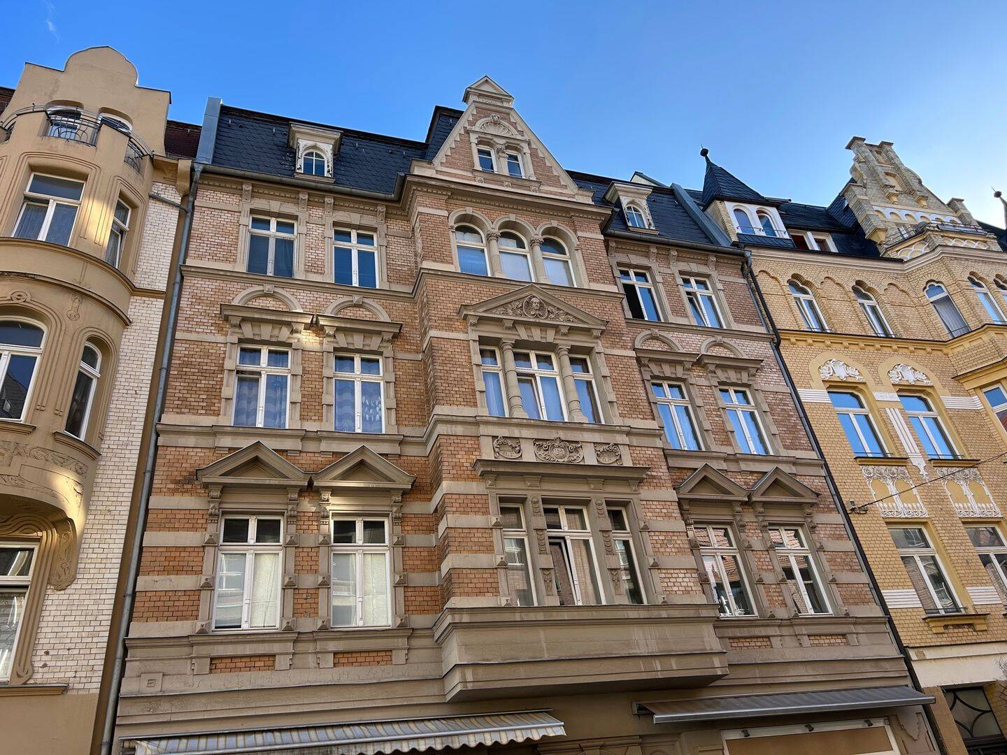 Hell & zentral: Moderne 3-Zimmer-Wohnung mit Tageslichtbad in der Innenstadt!, 6108 Halle (Saale) (Altstadt Giebichenstein Innenstadt Paulusviertel Saaleaue)