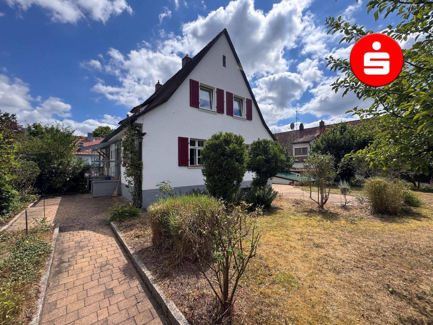 Charmante Doppelhaushälfte in Behringersdorf, 90571 Schwaig b. Nürnberg