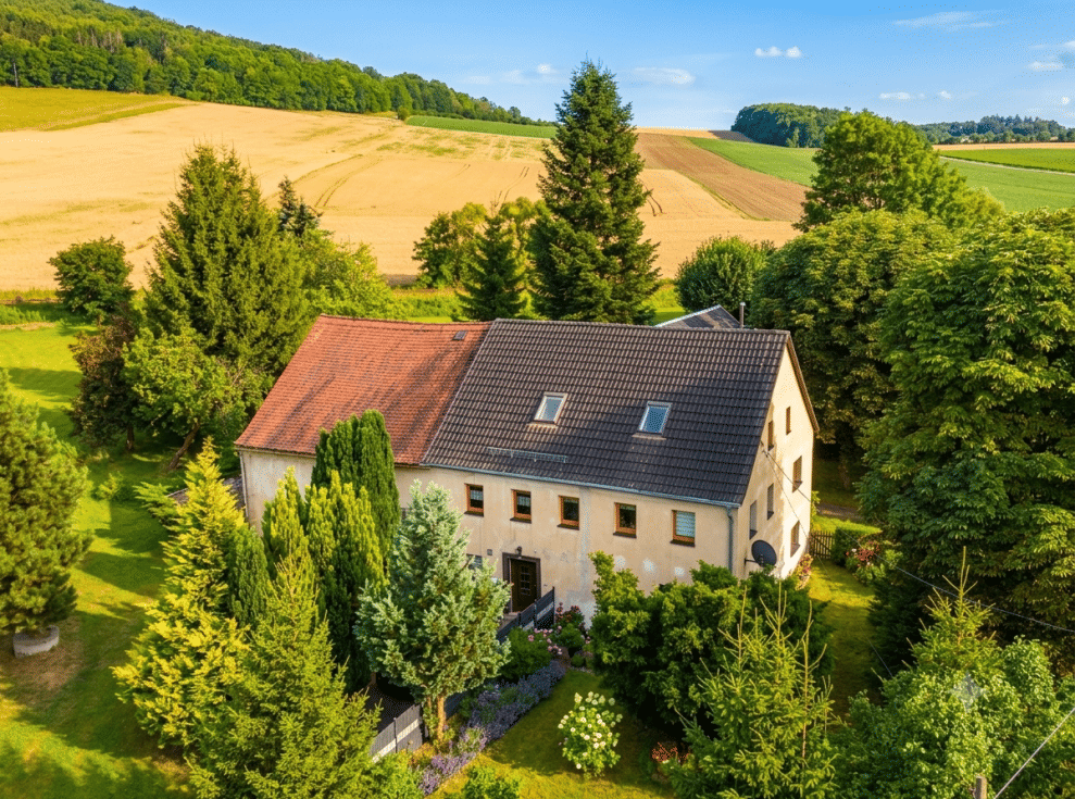 Wohnen am Feldrand mit Weitblick ins Gebirge, 2779 Hainewalde