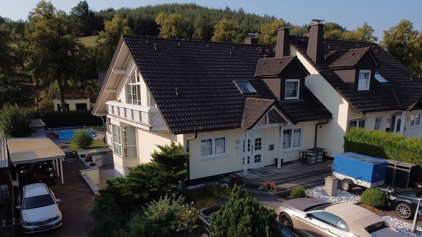 Exklusives Wohnen in Neuenrade-Blintrop, 58809 Neuenrade