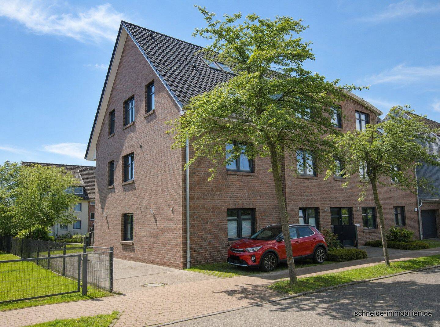 Gemütliche 3-Zimmer-Wohnung über 2 Ebenen mit Balkon in einer ruhigen Nebenstraße von Lohbrügge, 21033 Hamburg (Bergedorf Billwerder Lohbrügge)