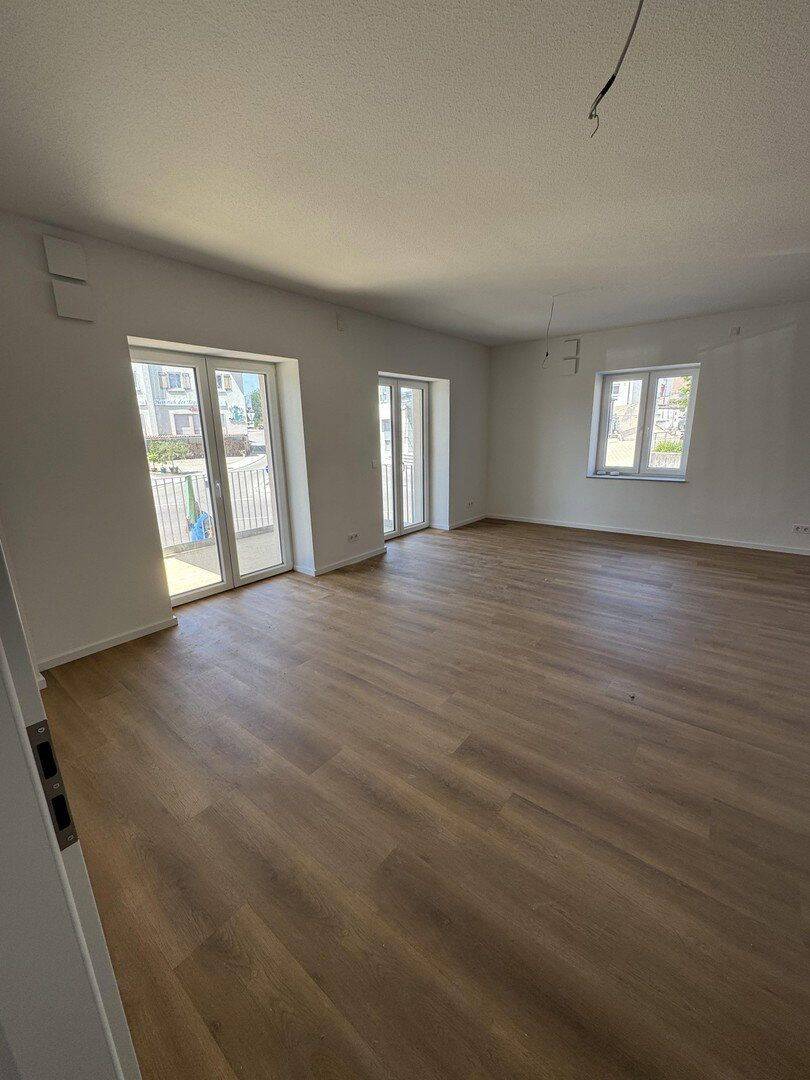 Erstbezug kernsanierte Wohnung 113m2 3,5-Zimmer NEU mit großem Balkon, 74586 Frankenhardt