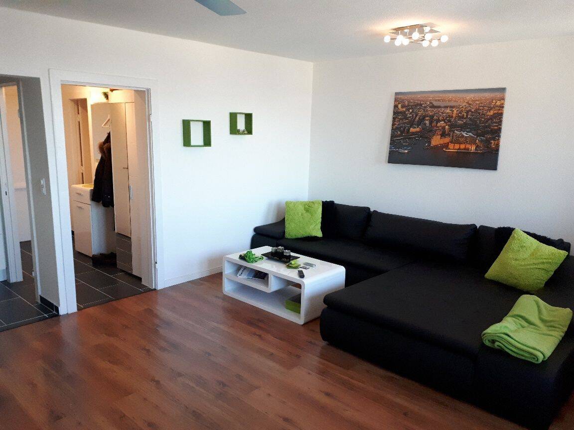 Möblierte 1-Zimmer-Wohnung mit Balkon, 22119 Hamburg (Mitte Billstedt Horn)