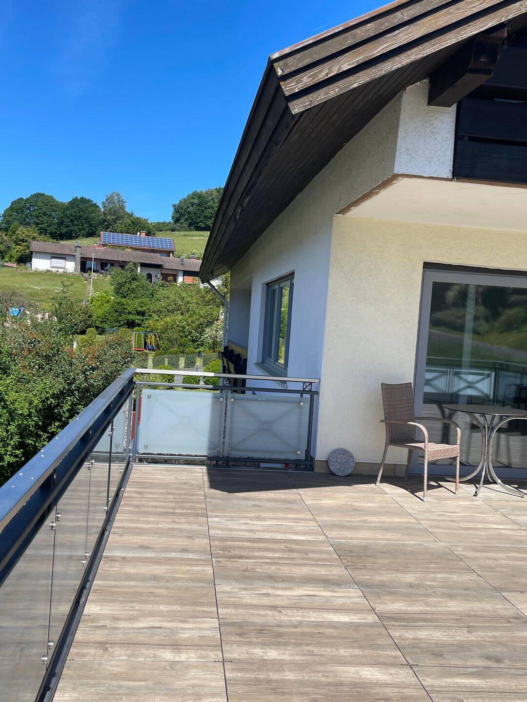 Barrierefreien Wohnraum im Spessart, ca 130m2 Wohnung mit eingezäuntem Garten und Top Ausstattung in Flörsbachtal, 63639 Flörsbachtal