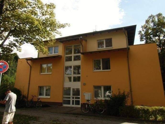 Ihr neues Zuhause – 1 Zimmer in einer kleinen Stadtvilla, 12683 Berlin (Marzahn-Hellersdorf Biesdorf Kleingartenanlage Biesenhorst 1)