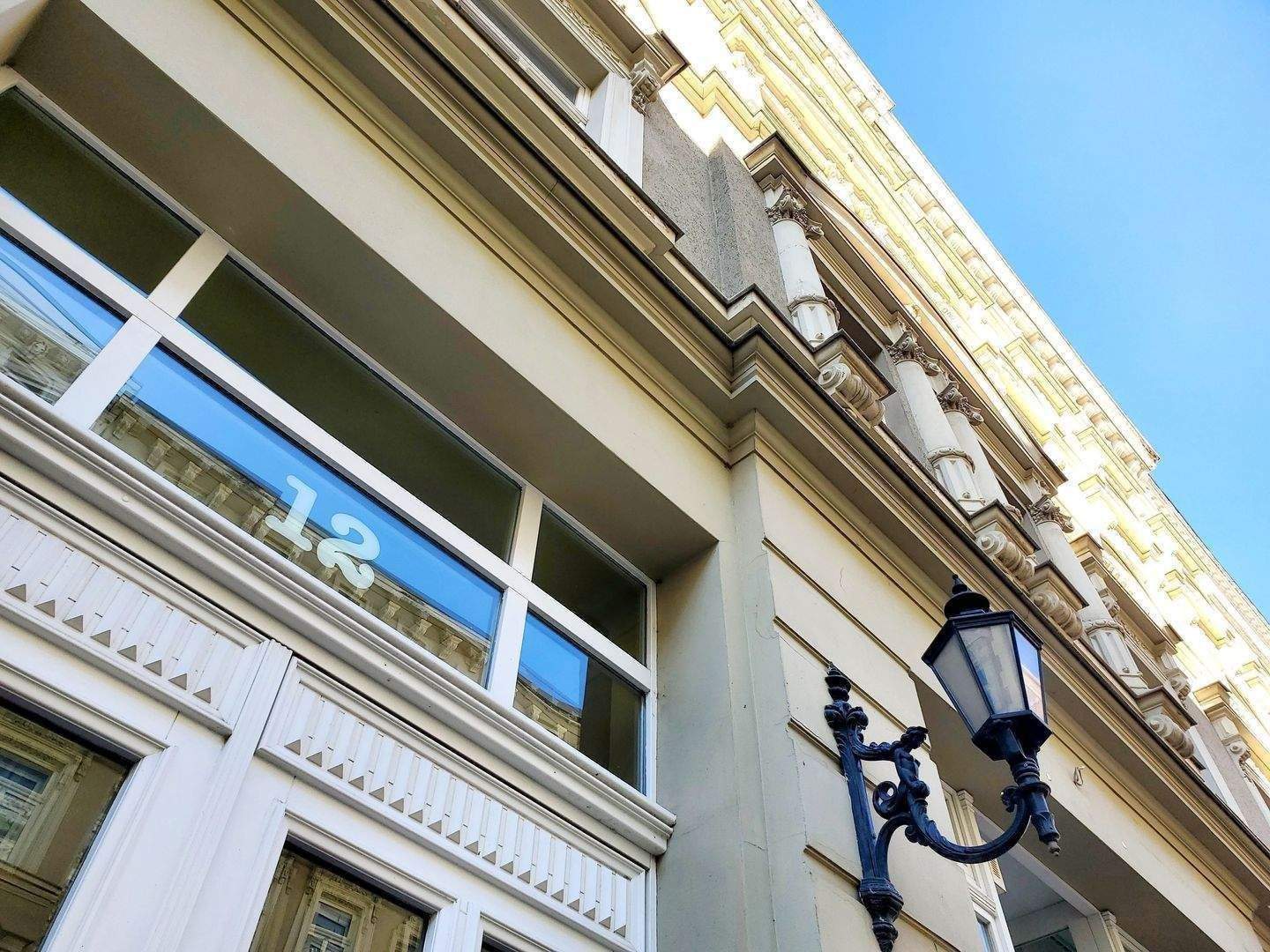 Mit Video: Ideale Erstwohnung mit individuellem Schnitt, 6110 Halle (Saale) (Damaschkestraße Gesundbrunnen Innenstadt Lutherplatz Saaleaue)