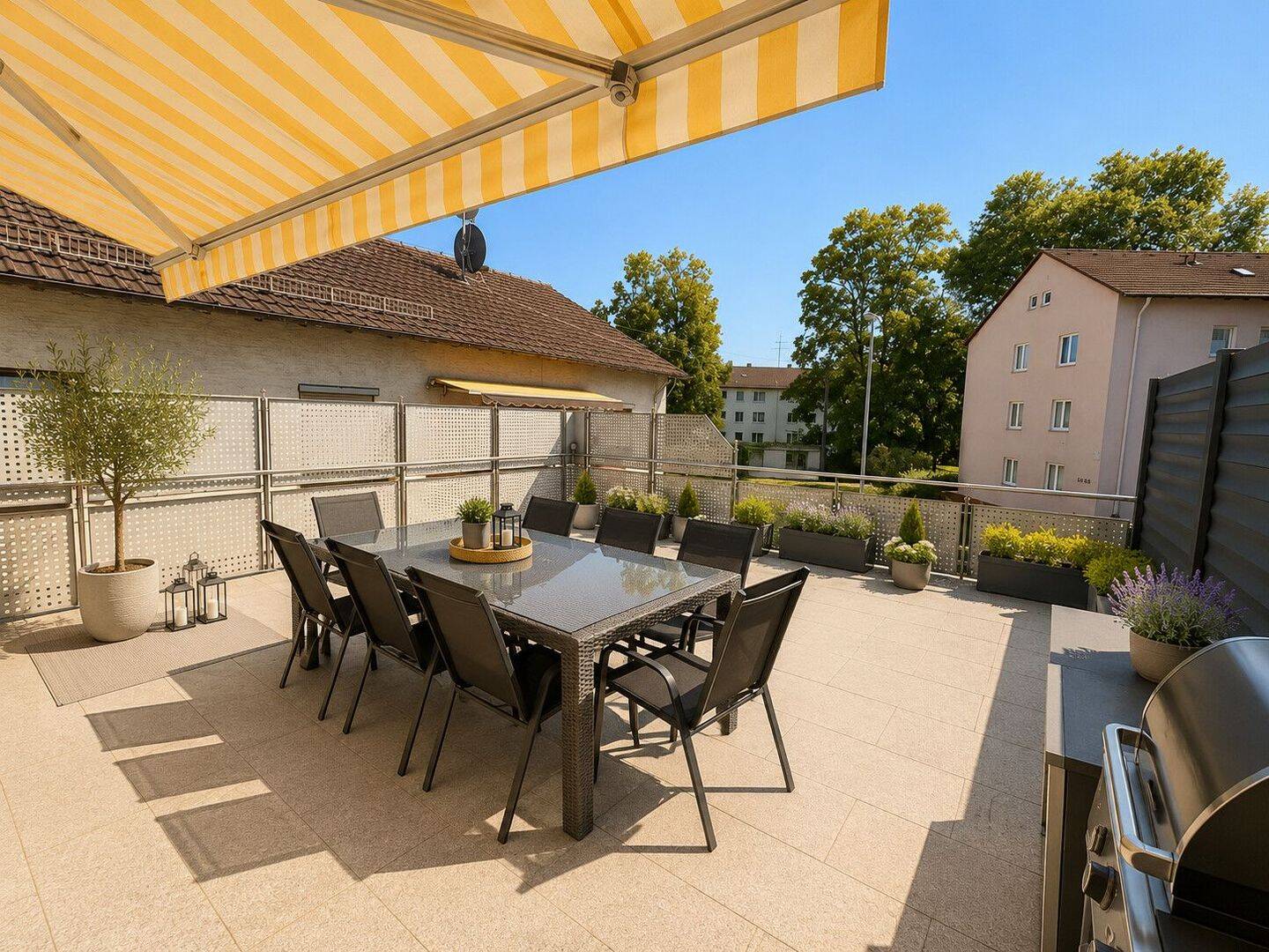 Große Wohnung mit knapp 40m² Sonnenterrasse!, 73037 Göppingen