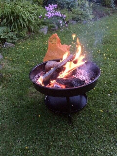 FREUEN SIE SICH AUF AUF LAGERFEUER-ROMANTIK IM GARTEN IHRES NEUEN HAUSES! TEL.: 01714863595, 9385 Lugau/Erzgeb.