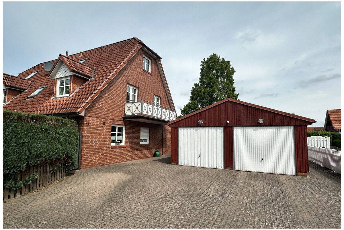 Vielseitige Doppelhaushälfte mit zwei Wohnungen in Steinkirchen, 21720 Steinkirchen