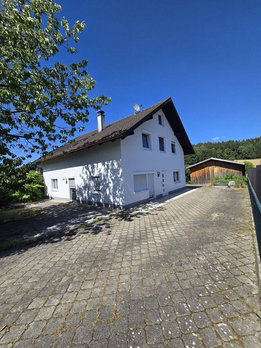 schönes, ländliches Einfamilienhaus in der Nähe von Neumarkt-St. Veit – zum Sofortbezug!!, 84494 Neumarkt-Sankt Veit