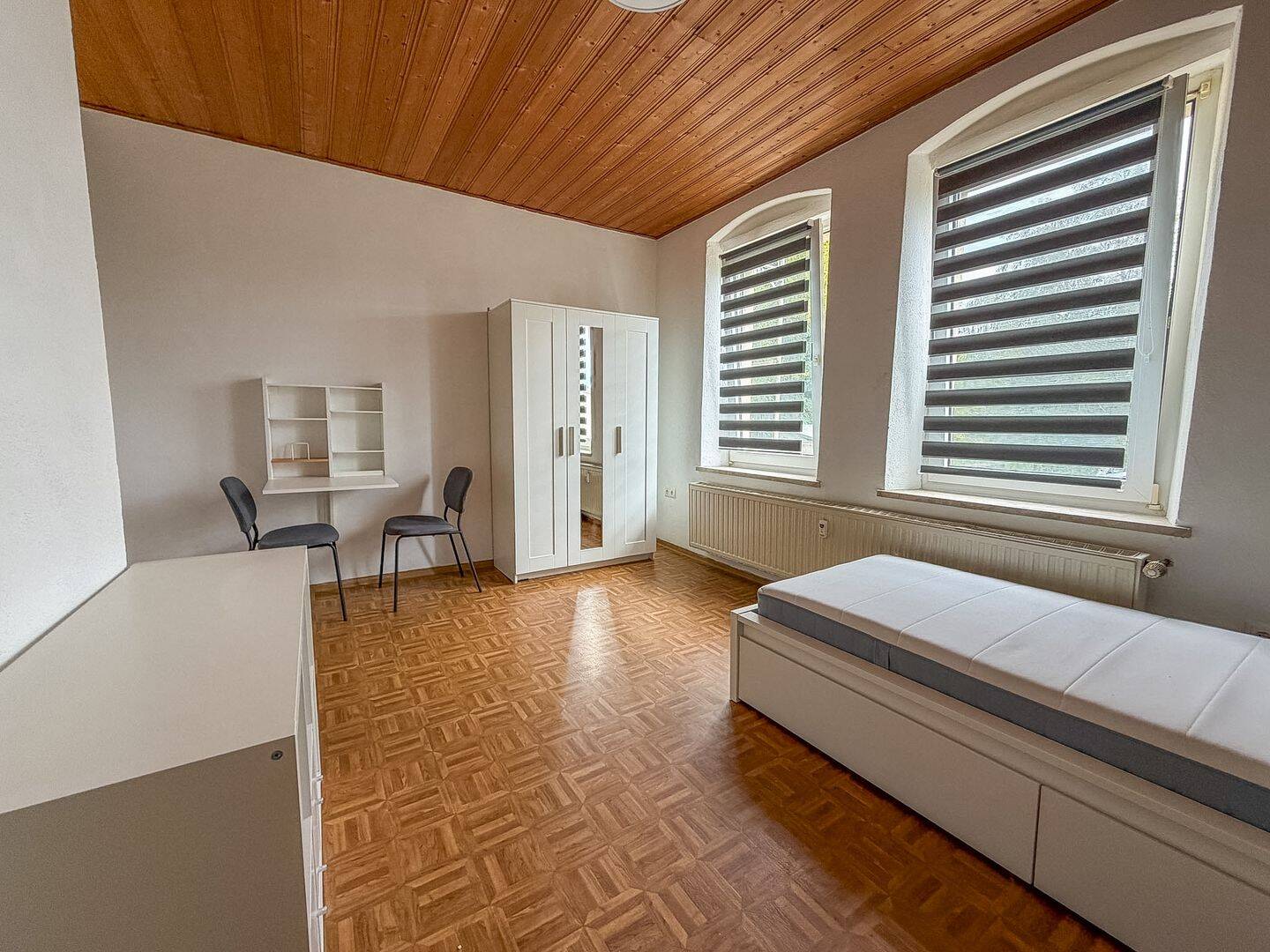 Möblierte-1-Zimmer-Wohnung in Selb, 95100 Selb