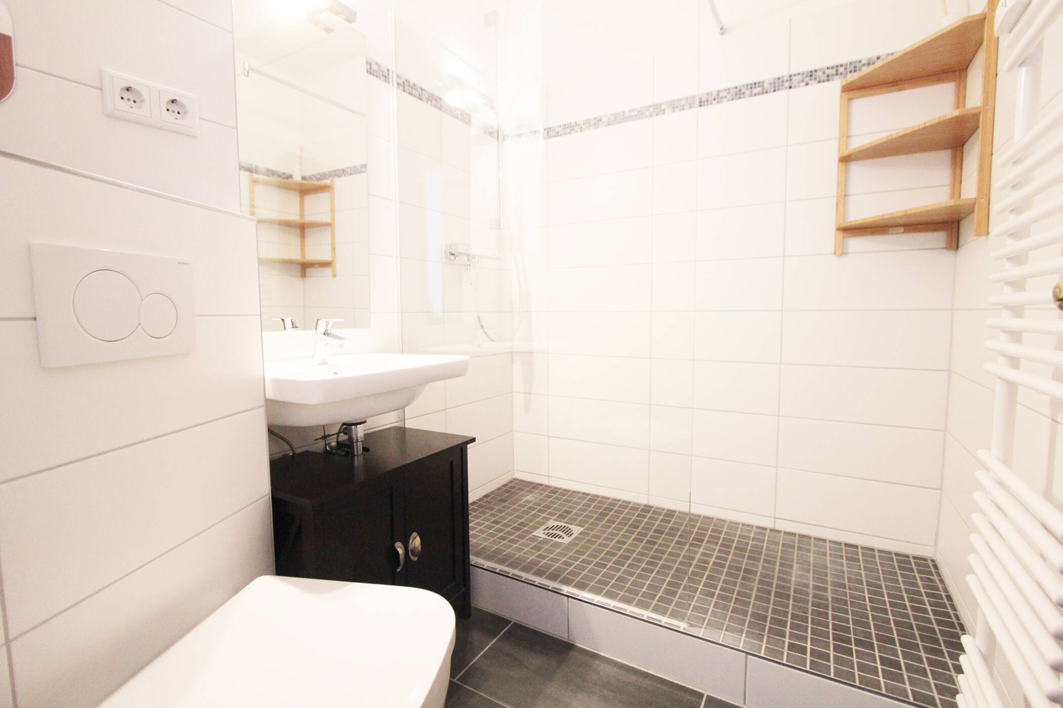 2-room furnished apartment from 01.09, parking, next to Ubahn, 22455 Hamburg (Eimsbüttel Niendorf Schnelsen)