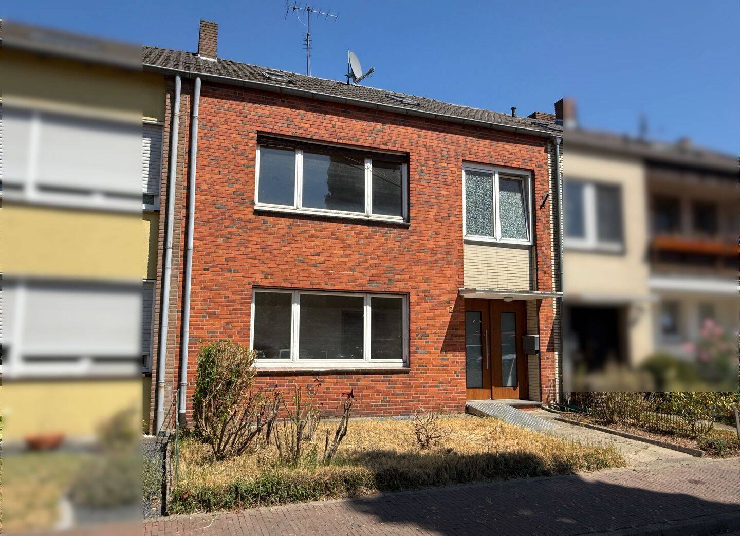 Modernisierungsbedürftiges Reihenmittelhaus, ggf. 2-Fam.-Haus, 47626 Kevelaer