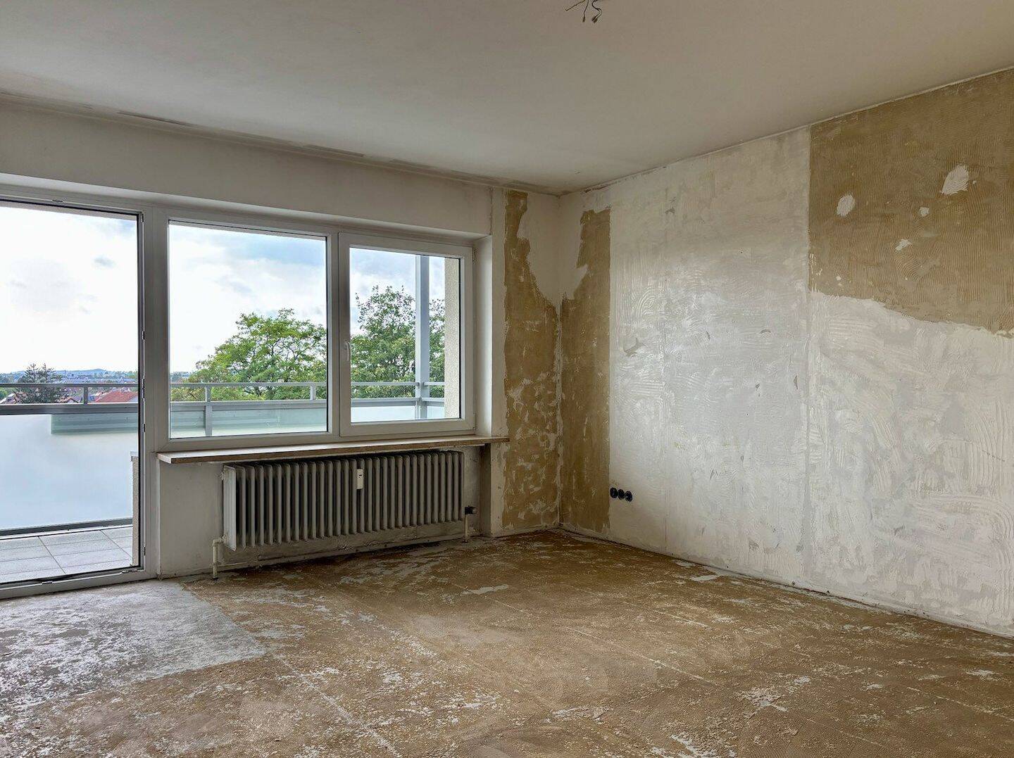 Energetisch saniert – 2-Zimmer-Whg. mit großem Balkon / Umbau in 3-Zimmer-Whg. möglich, 85375 Neufahrn b. Freising