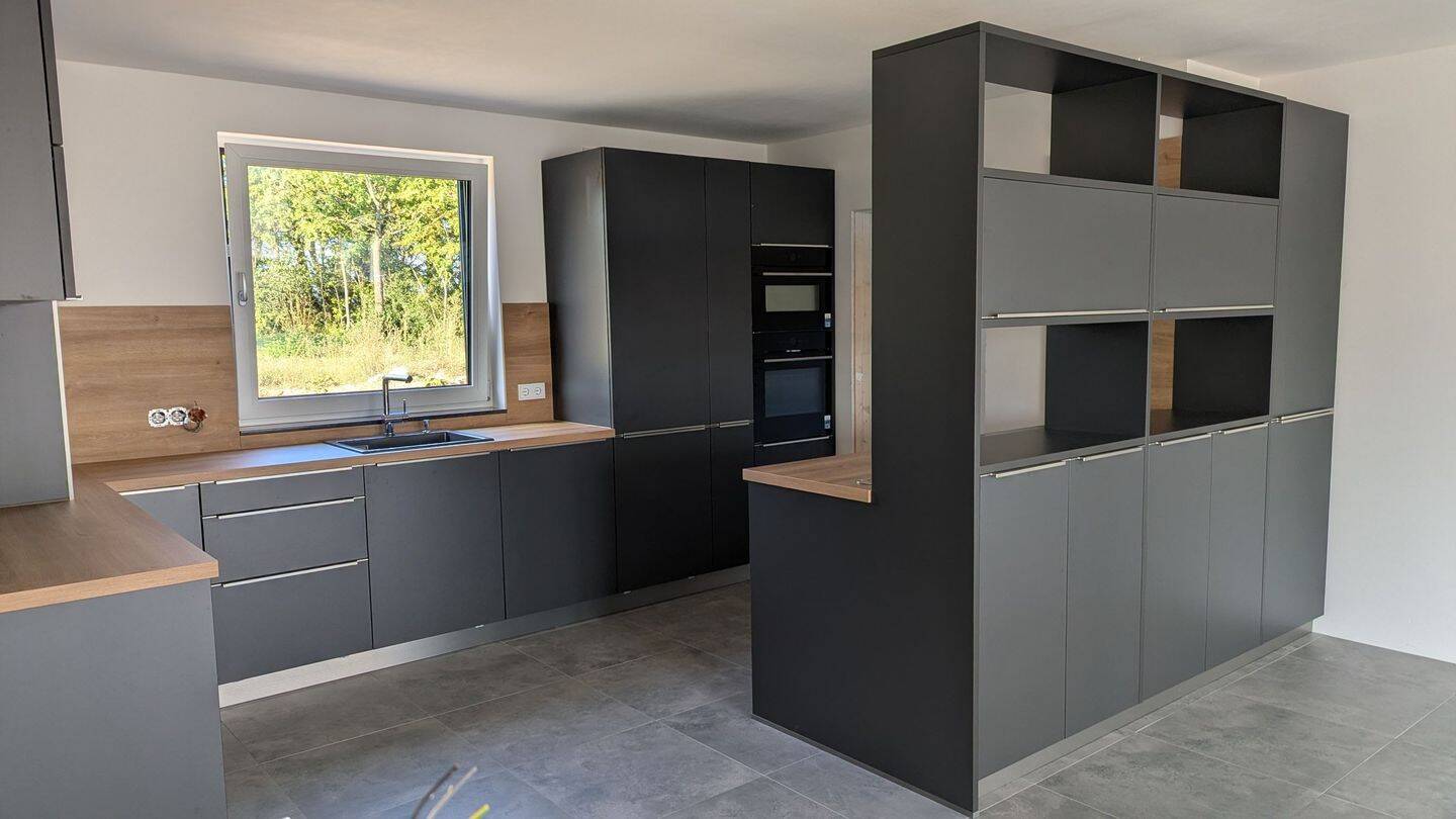 Erstbezug in Parkstadt: Barrierefreie 4-Zimmer-Luxuswohnung (KfW 40 / QNG) mit Garten & Wallbox, 86609 Donauwörth