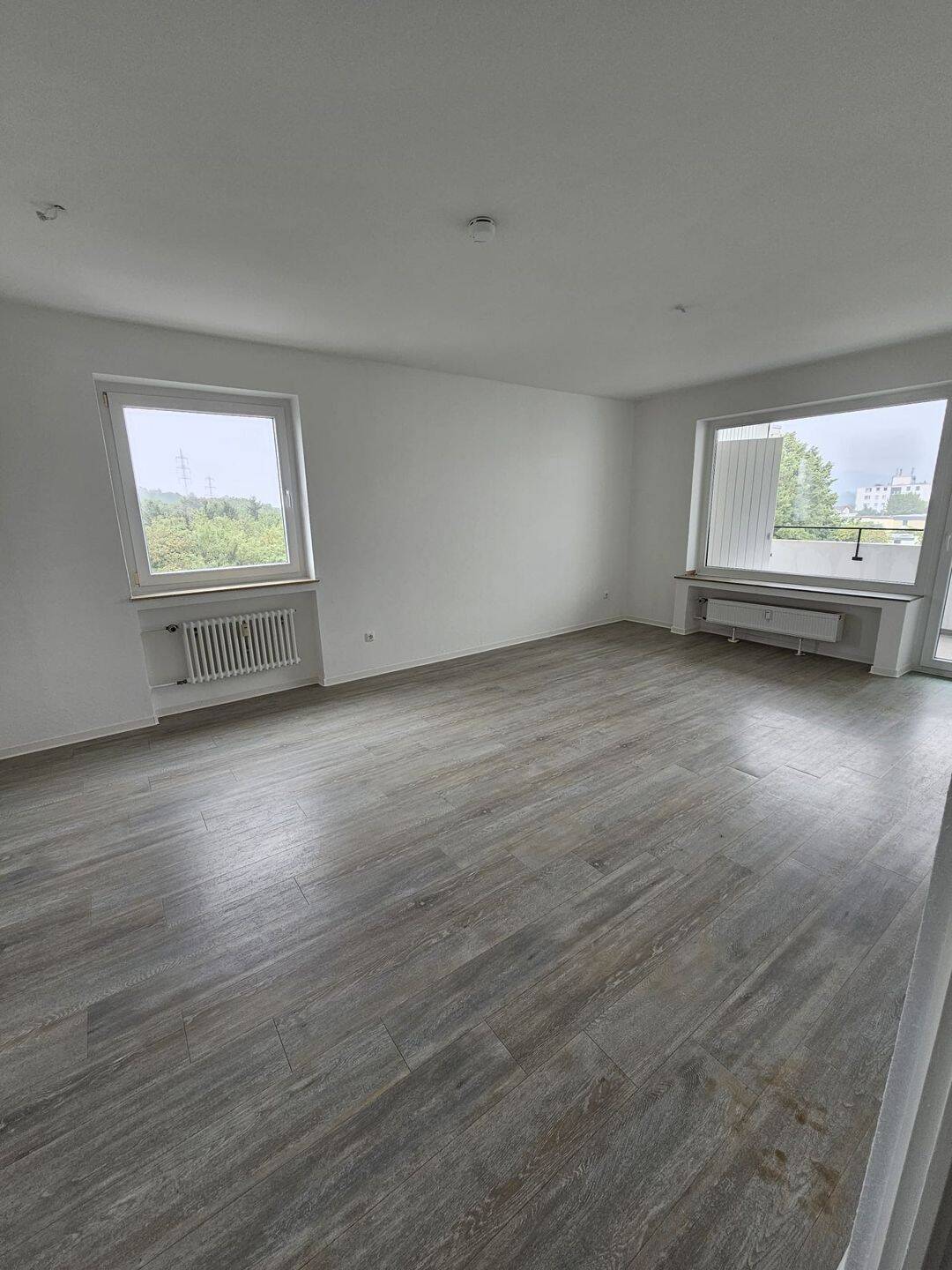***WBS notwendig*** Helle 3-Raum-Wohnungim 7. Stock mit Balkon in Iserlohn, Bieler Straße, 58638 Iserlohn