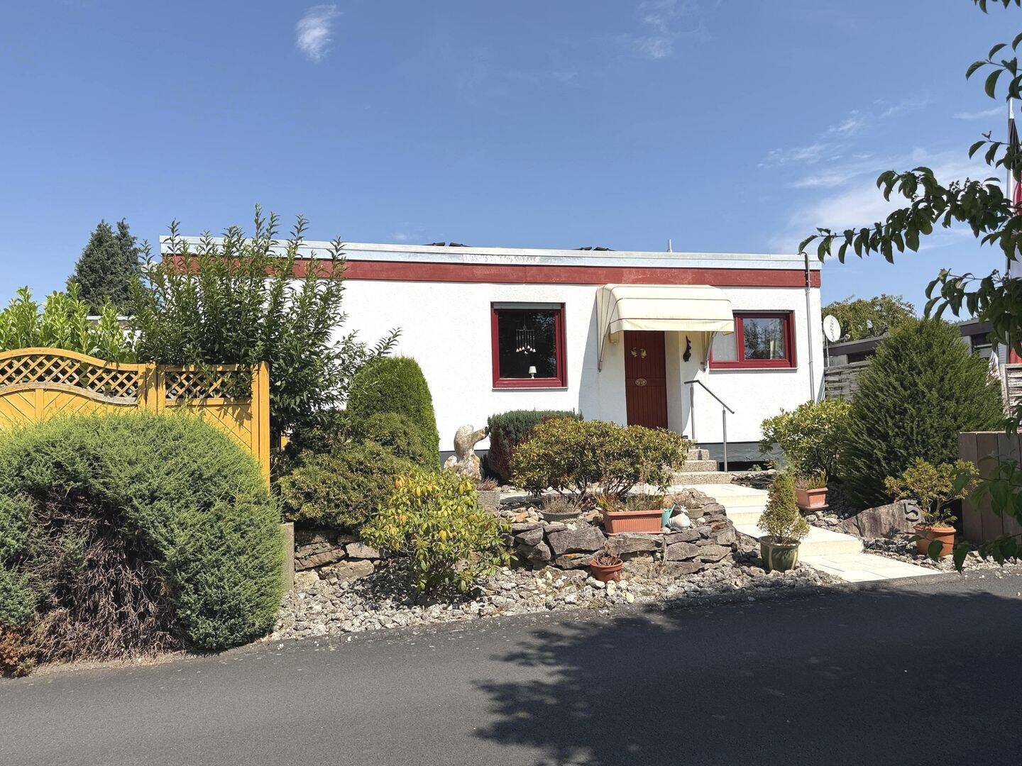 Gepflegter Bungalow mit moderner Technik in ruhiger Wohnlage von Espenau-Hohenkirchen, 34314 Espenau