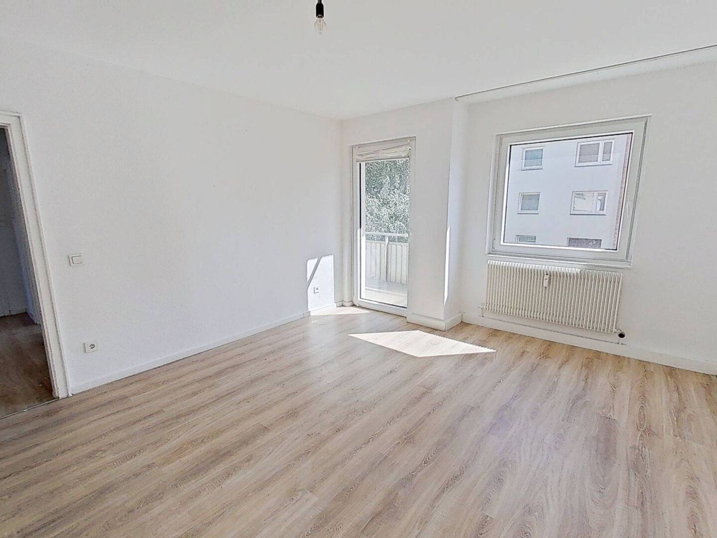 Ihre Wohlfühloase in Diepholz: Helle 3-Zimmer-Wohnung mit moderner EBK & Wannenbad, 49356 Diepholz