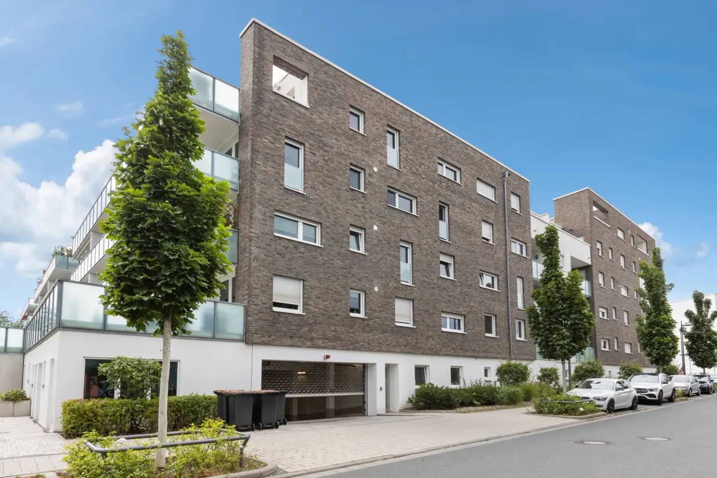 Moderne 3-Zimmerwohnung mit großzügigem Balkon, 60438 Frankfurt am Main (Kalbach-Riedberg Niederursel)