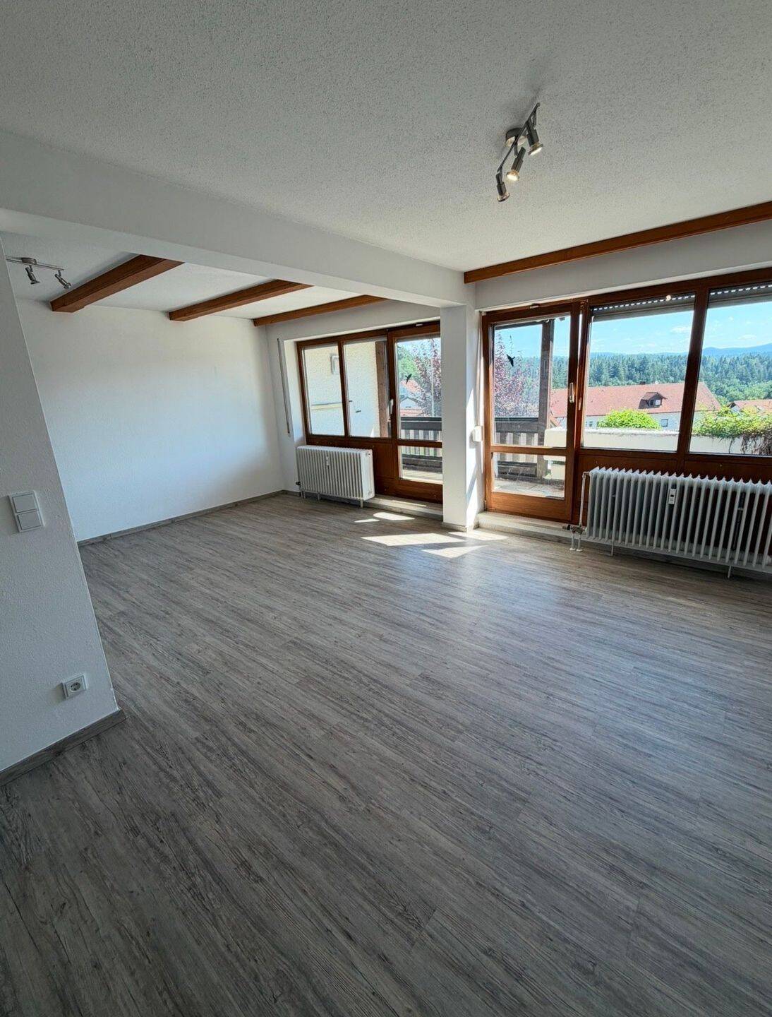 Moderne 1,5-Zimmer-Wohnung mit Fernblick und Terrasse in Passau-Grubweg – ideal für Singles oder Paare, 94034 Passau (Altstadt Grubweg Hacklberg Hals)