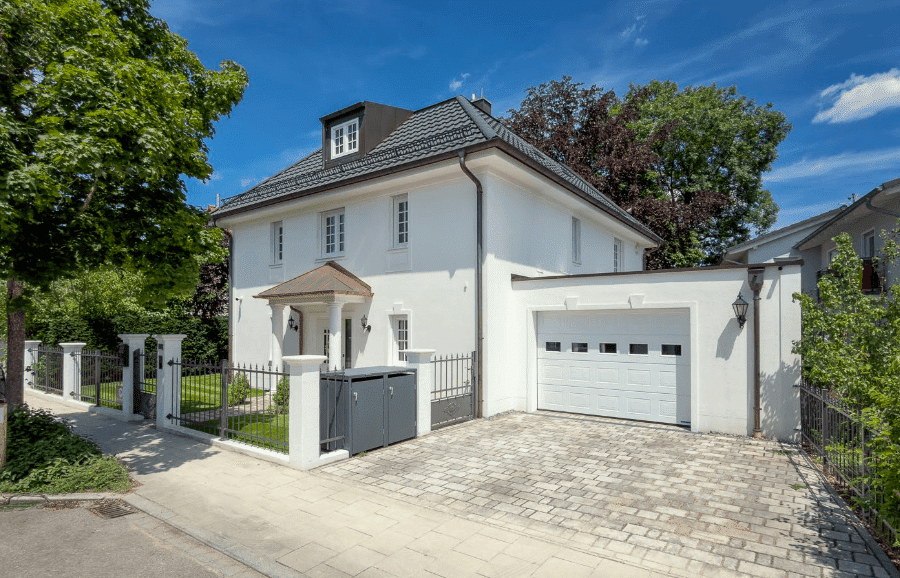 ELEGANTE STADTVILLA, 85521 Hohenbrunn