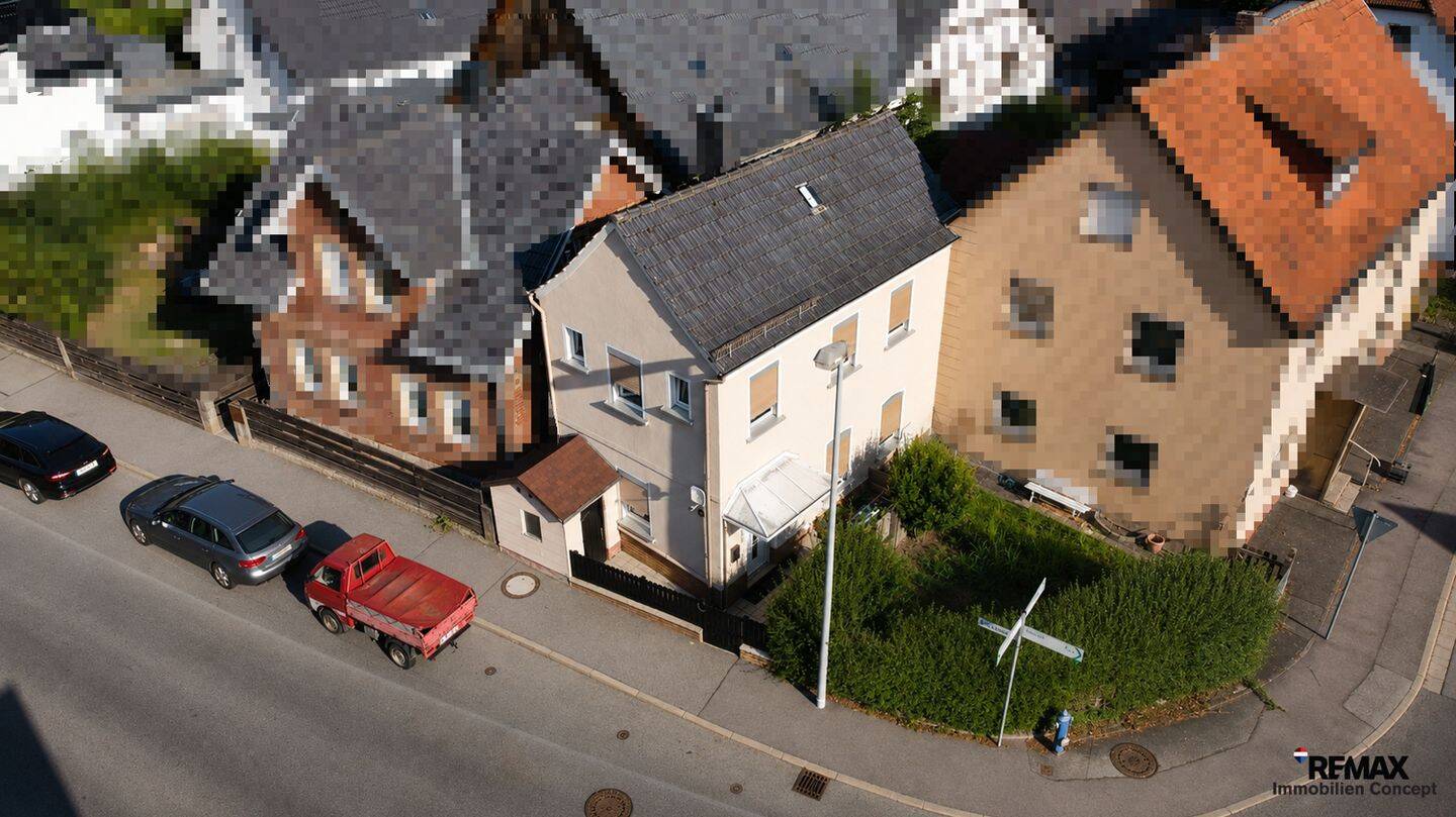 Charmantes Einfamilienhaus mit Terrasse, umfangreich modernisiert, 96450 Coburg