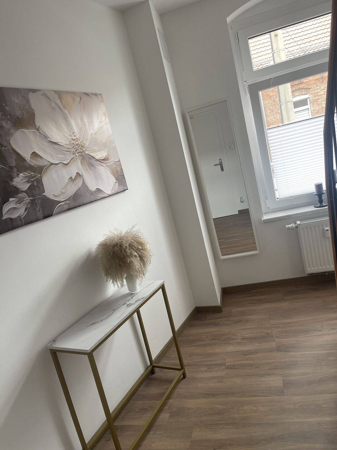 moderne 2 Zimmer WHG auf 2 Etagen – Balkon- zeitloses Bad- Stellplatz, 6484 Quedlinburg