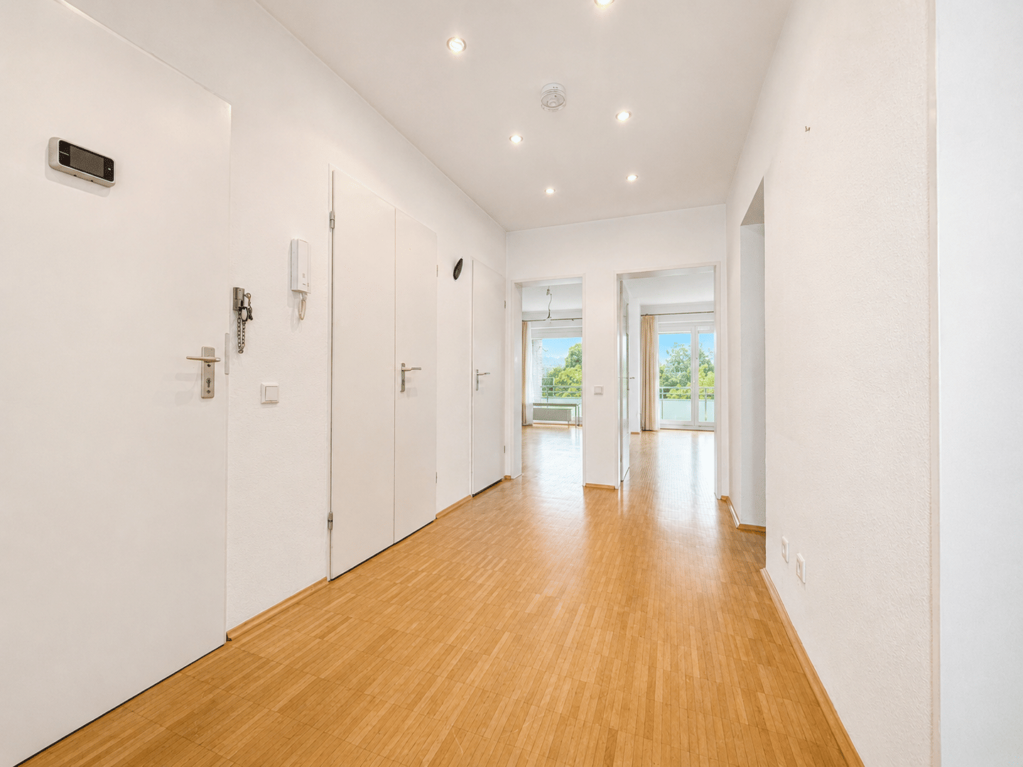 Großzügig wohnen mit Südbalkon in gefragter Lage von Alt-Erkrath, 40699 Erkrath