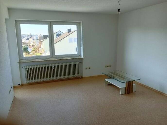 1-Raum-Wohnung (ca. 42 m²) inkl. Einbauküche, Wannenbad und Balkon zu vermieten!, 92637 Weiden i.d. OPf. (Weiden)