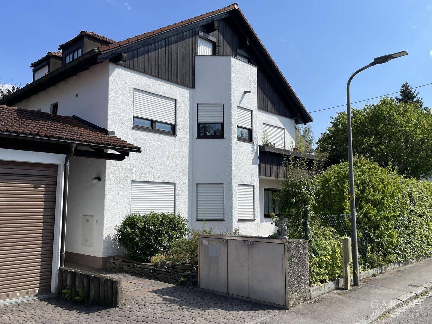Wohnen wie im eigenen Haus – Familienfreundliche Gartenwohnung, 81825 München (Berg am Laim Trudering-Riem)