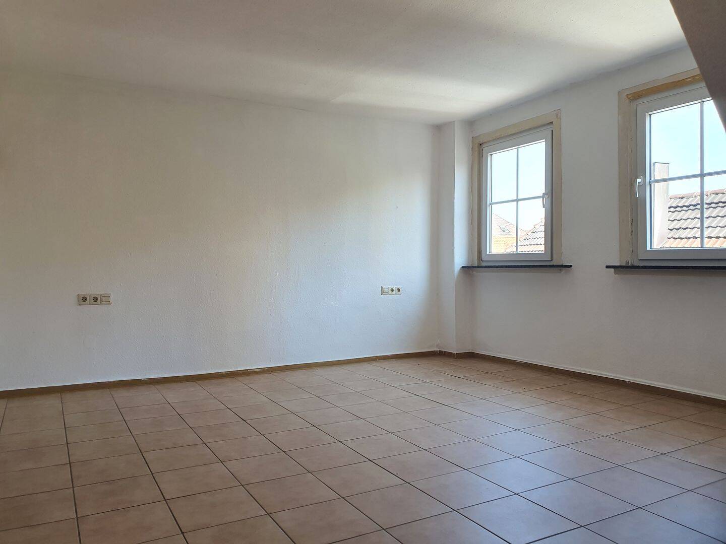 Helle 2-Zimmer-Wohnung am Marktplatz zu vermieten – zentral gelegen!, 97980 Bad Mergentheim