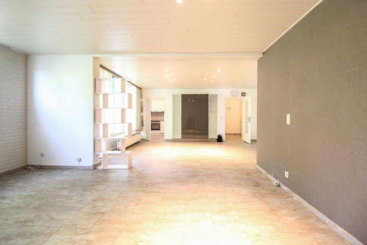 Top gepflegte 4-Zimmer-Wohnung mit Blick ins Grüne, 47829 Krefeld (Gartenstadt Uerdingen)
