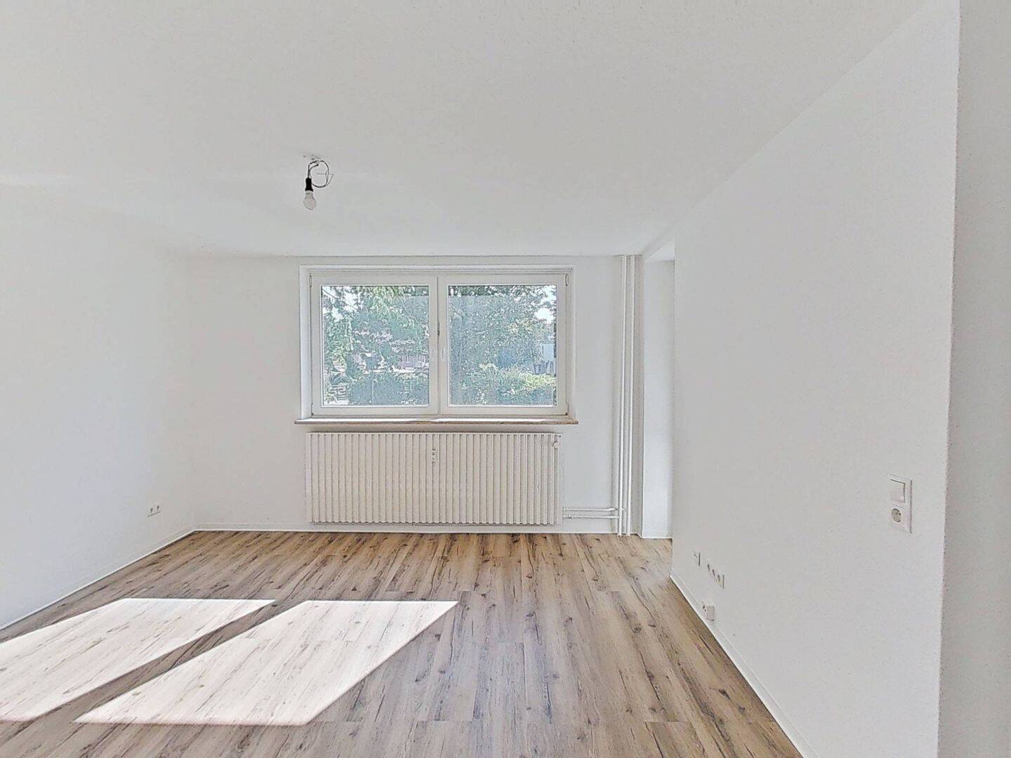 Moderne 2-Zimmer-Wohnung mit sonniger TERRASSE, 24768 Rendsburg