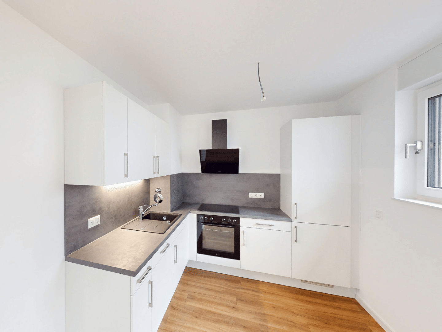 Einziehen und Wohlfühlen: 3-Zimmer-Wohnung mit EBK und Balkon, 47803 Krefeld