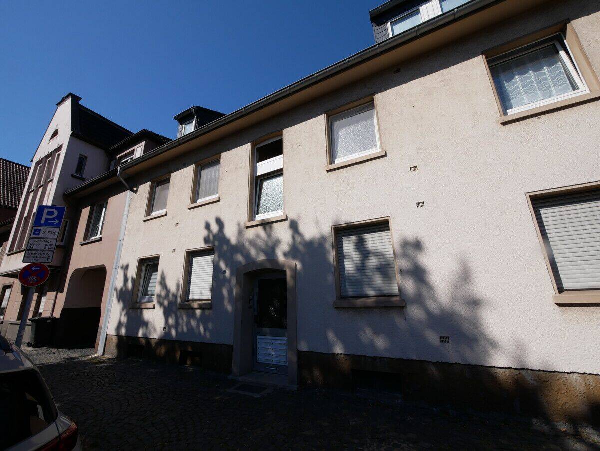 Buer – Mitte: Gepflegte 1 Zimmer-Etagenwohnung mit schönem Tageslichtbad und Gemeinschaftsgarten, 45894 Gelsenkirchen (Buer)