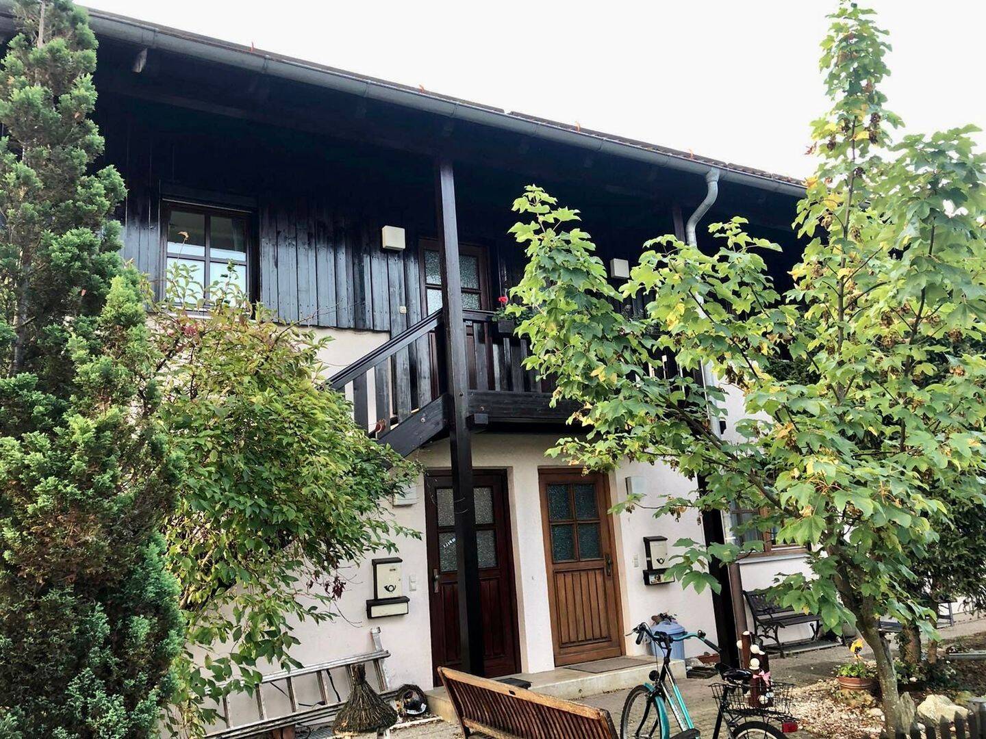 Helle Maisonette-Wohnung mit Balkon in Höhenkirchen-Siegertsbrunn, 85635 Höhenkirchen-Siegertsbrunn