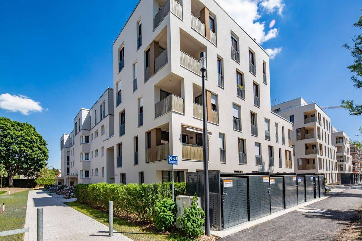 Wunderschöne 4-Zimmer-Wohnung mit Dachterrasse in München, 80933 München (Feldmoching-Hasenbergl Milbertshofen-Am Hart)