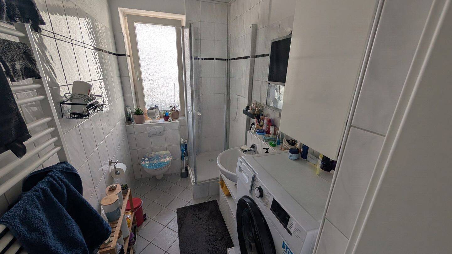 Mit Einbauküche und Balkon, 27568 Bremerhaven (Lehe Mitte Überseehafen)