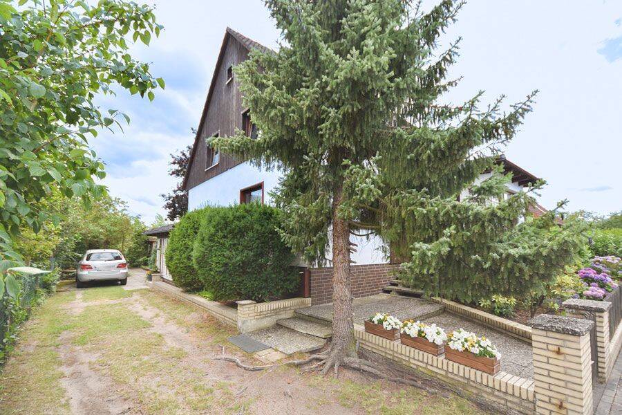 Großzügiges 1-2-Familienhaus mit Keller auf weitläufigem Grundstück in Meinersen!, 38536 Meinersen