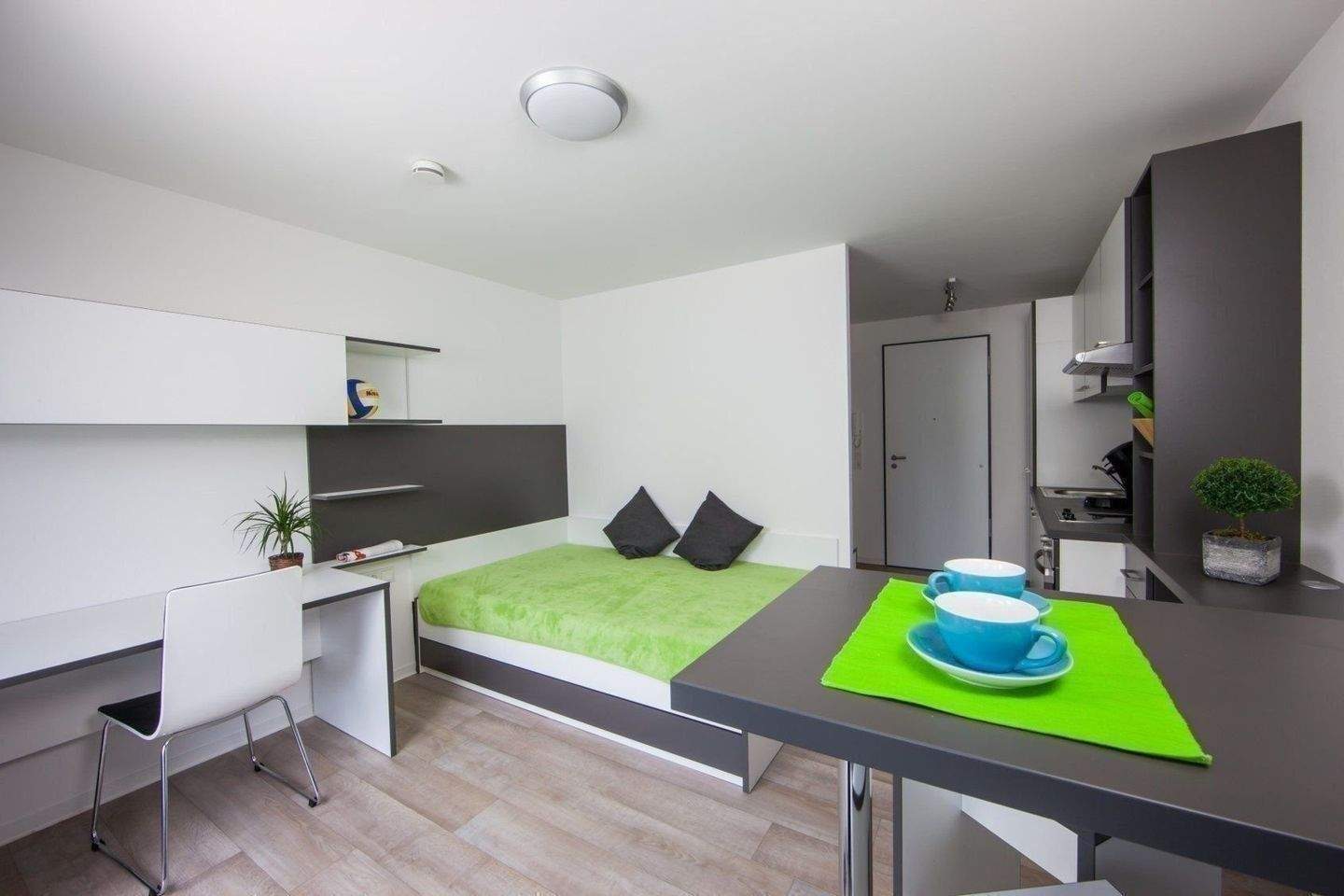 Möblierte Komfort-Apartments mit Balkon – Fußläufig zur PH, 73525 Schwäbisch Gmünd