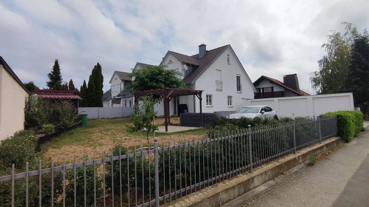 Reiheneckhaus mit Bestlage in Großmehring, 85098 Großmehring