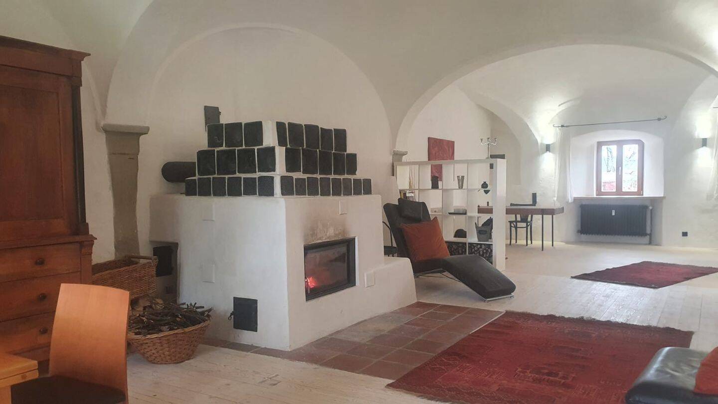 Loftwohnung in ausgebautem Pferdestall, 83342 Tacherting