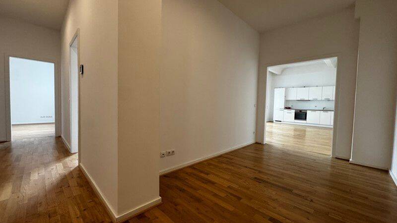 Mitten in Mitte – 4-Zimmer mit Balkon, 10115 Berlin (Mitte Wedding)