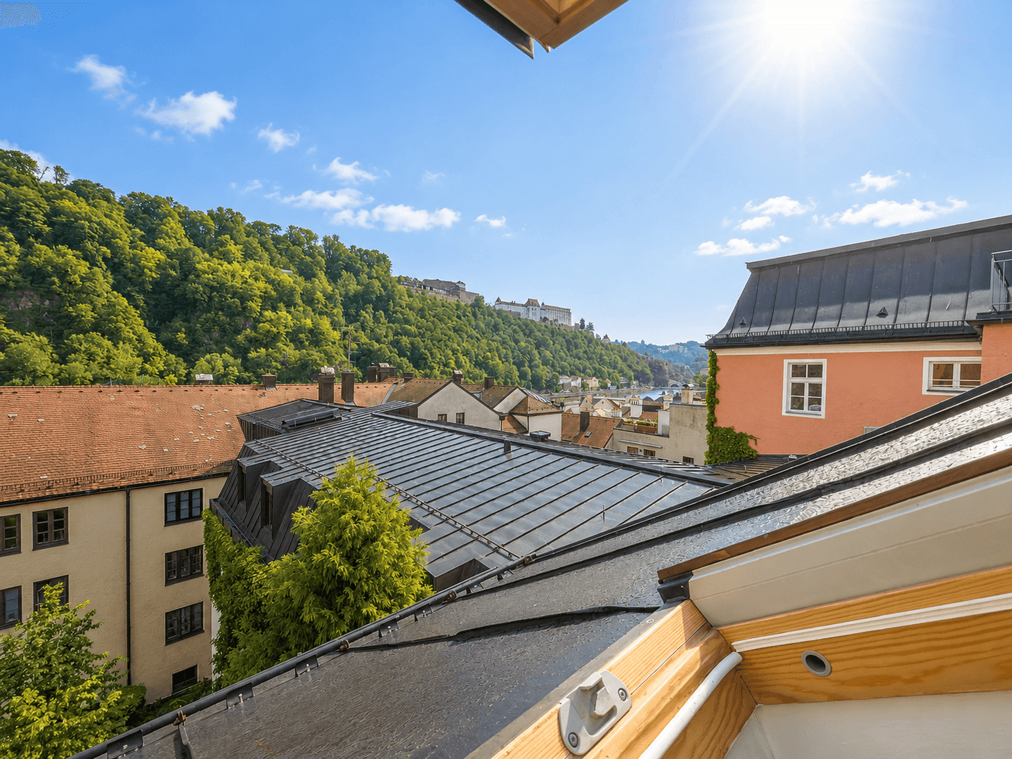 Altstadtliebe unterm Dach – selten, charmant und mittendrin, 94032 Passau (Altstadt Haidenhof-Nord Haidenhof-Süd Innstadt)