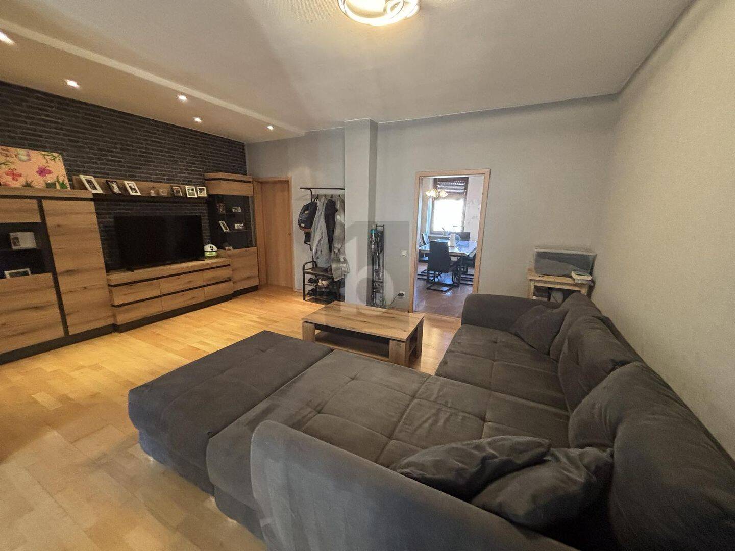 TOP PREIS!, RENOVIERT, MODERN MIT VIEL POTENTIAL, 66571 Eppelborn
