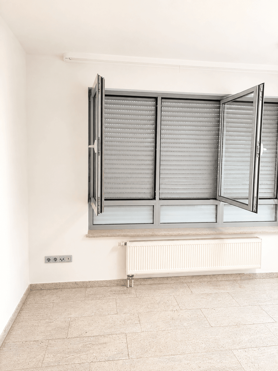 Attraktive 1-Zimmerwohnung in ruhiger/zentraler Lage von Alt-Saarbrücken, 66117 Saarbrücken